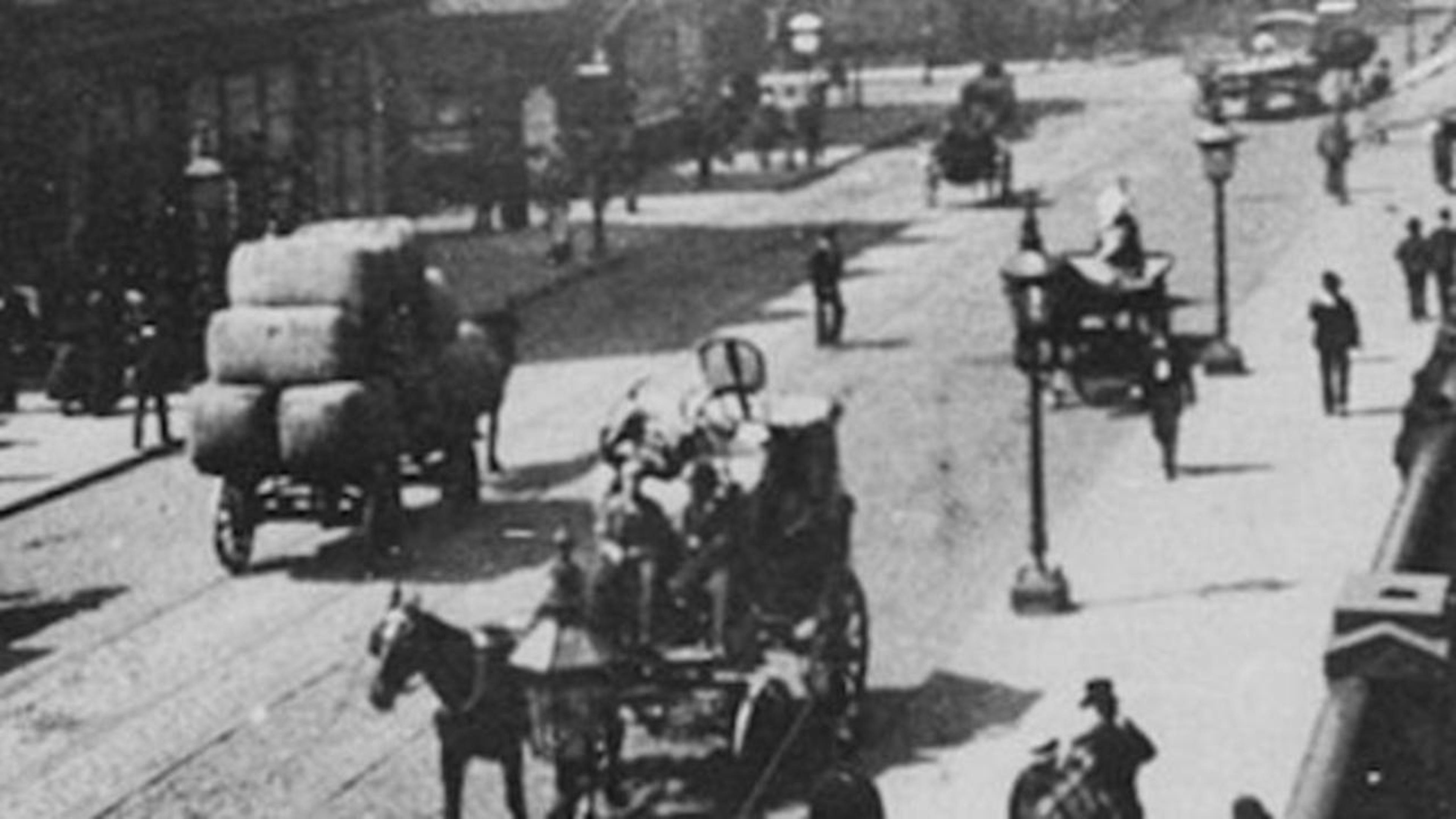 Traffic Crossing Leeds Bridge