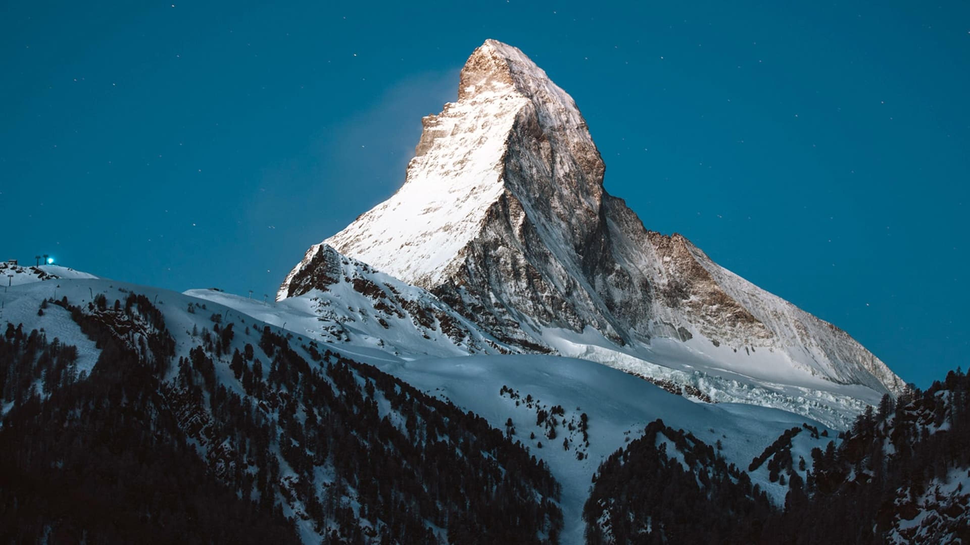 Cervin, La Montagne Du Monde