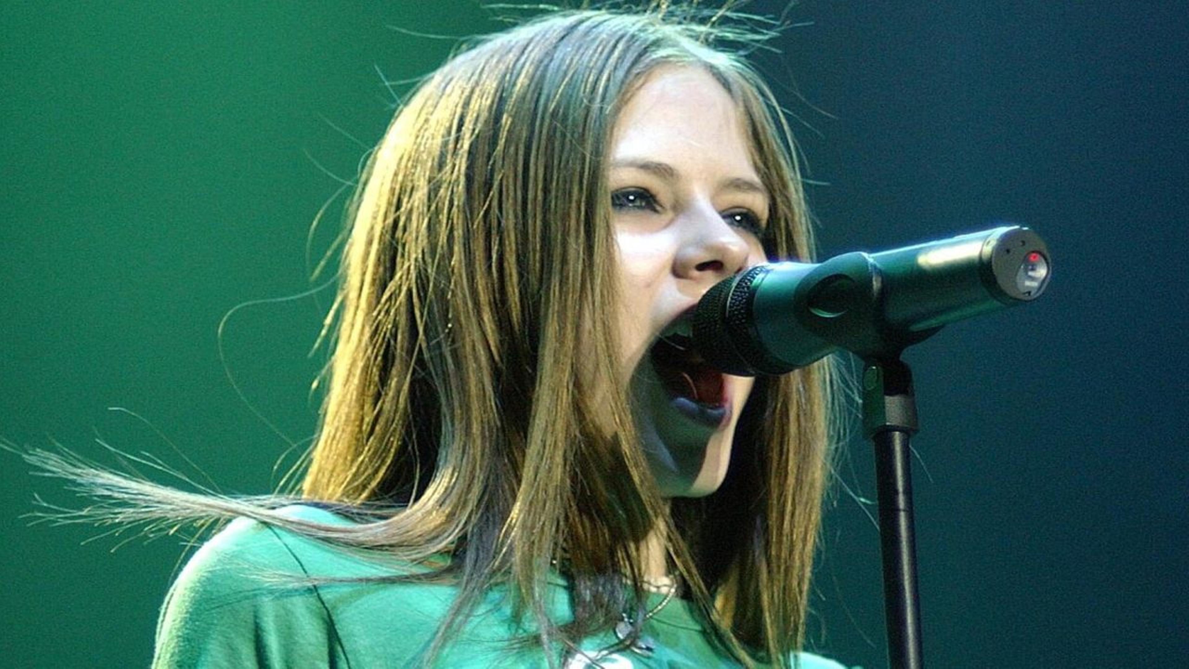 Avril Lavigne: Overdrive Live In Dublin