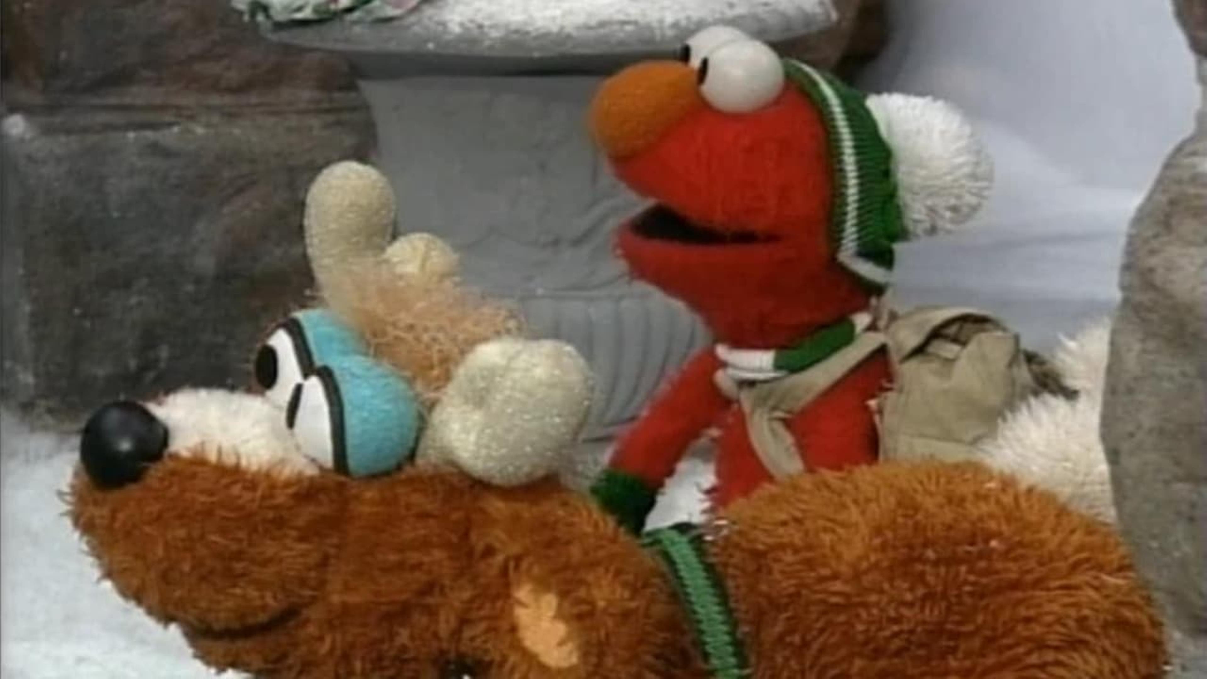 Sesame Street: Elmo Saves Christmas