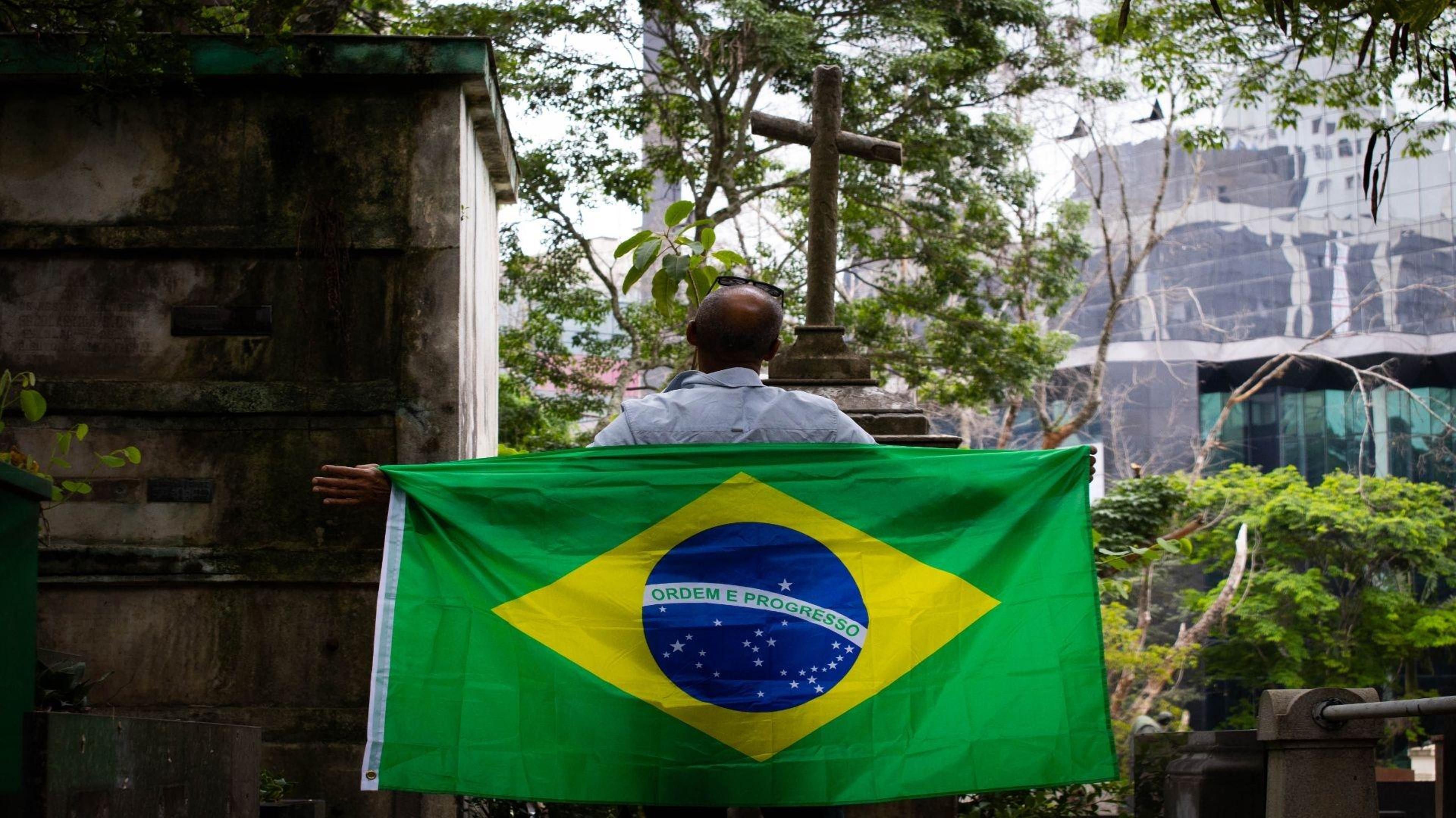 Pra não dizer que não falei de ódio