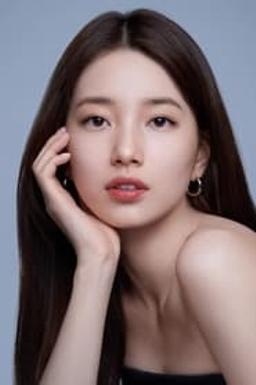 Suzy Bae