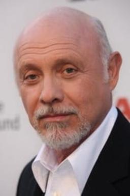 Hector Elizondo