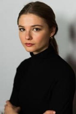 Stefanie Scott