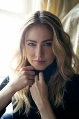 Amanda Schull