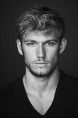 Alex Pettyfer